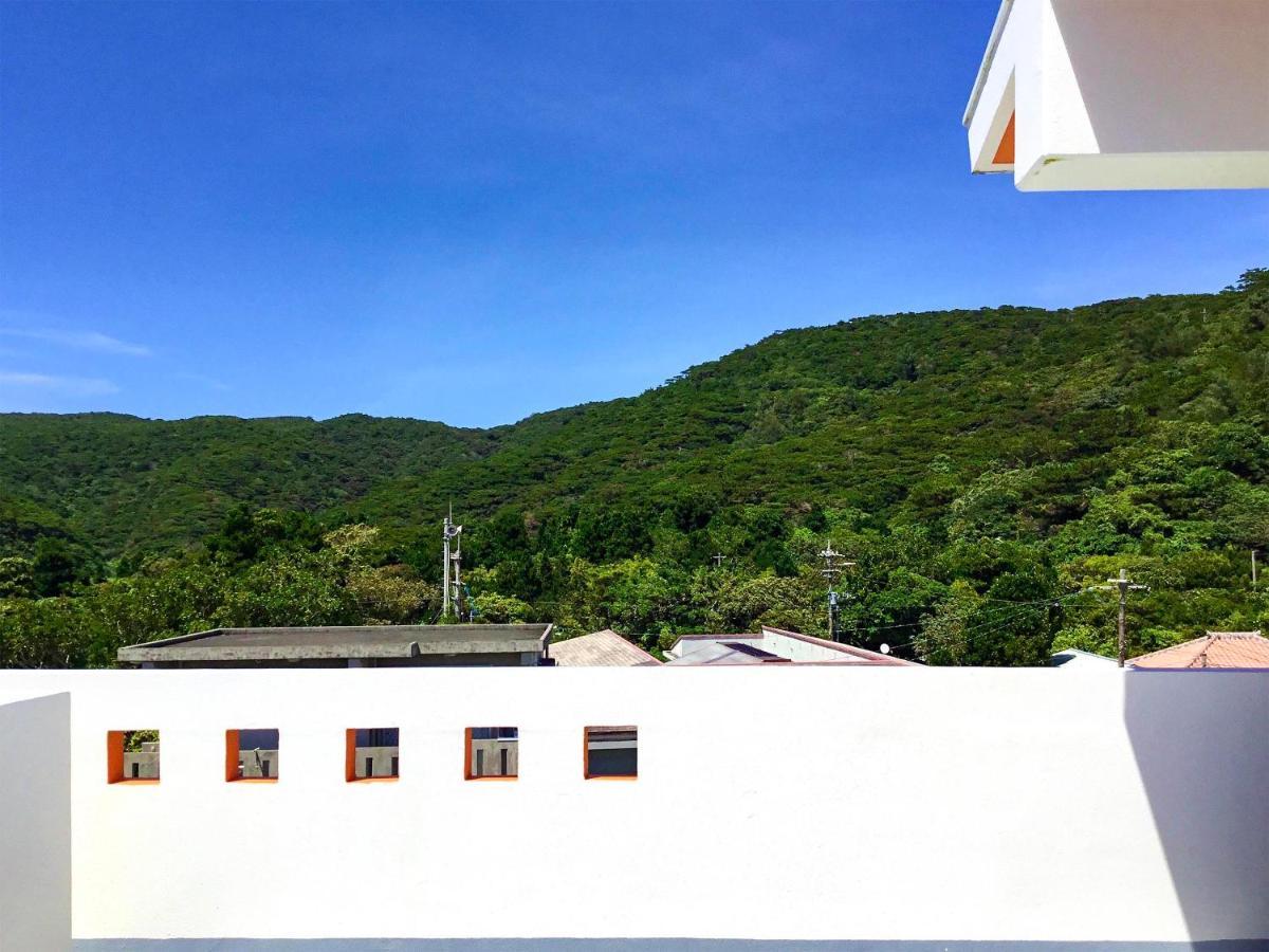 Minshuku Yadokari Hotel Zamami Exterior photo